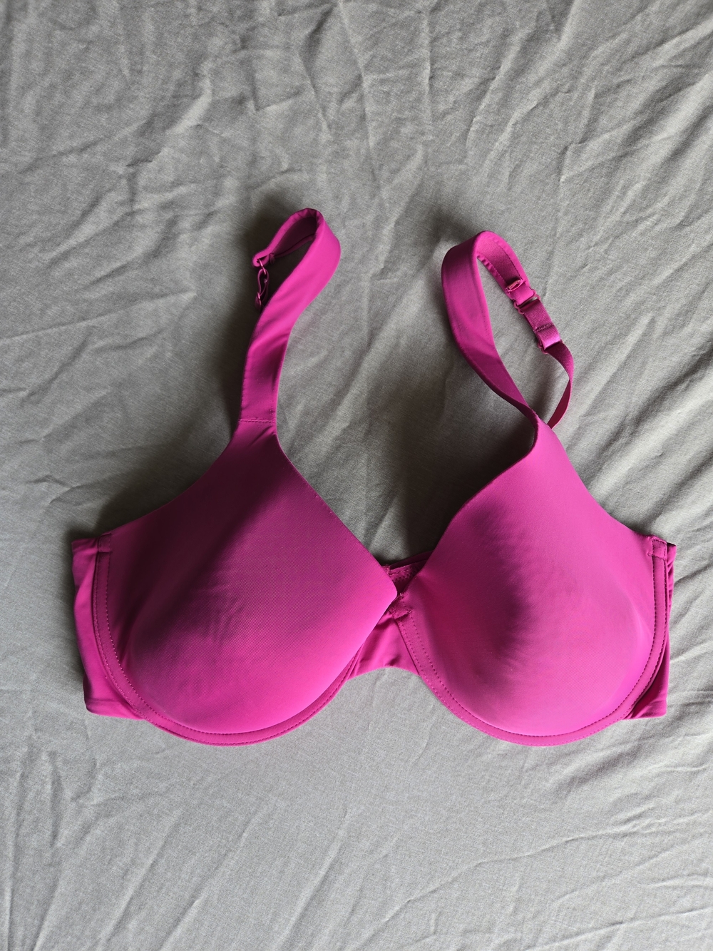 Everyday Smooth Underwire Bra - Vibrant Pink 38D